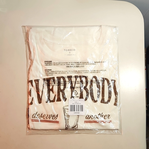 ❤️NWT VINTAGE TORRID TAKE A SHOT SHOTGLASS GRAPHIC TEE - SUMMER - PLUS SIZE - Picture 6 of 9